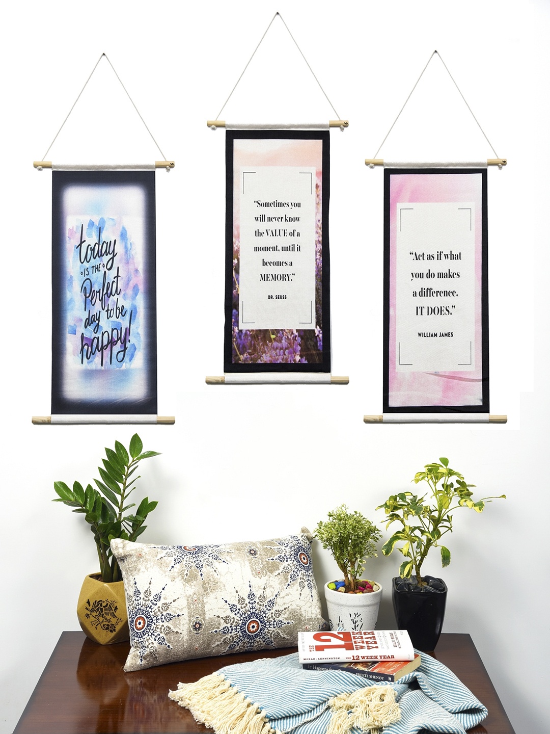 

BELLA TRUE Set Of 3 Digital Printed Wall Hangings, White
