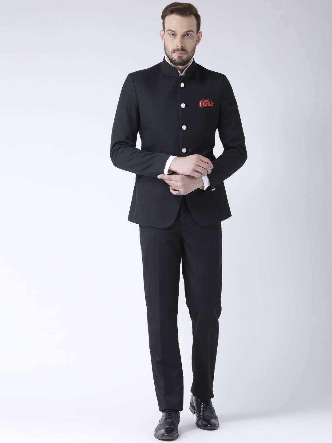 

Hangup Men Black Solid Single-Breasted Bandhgala Suit