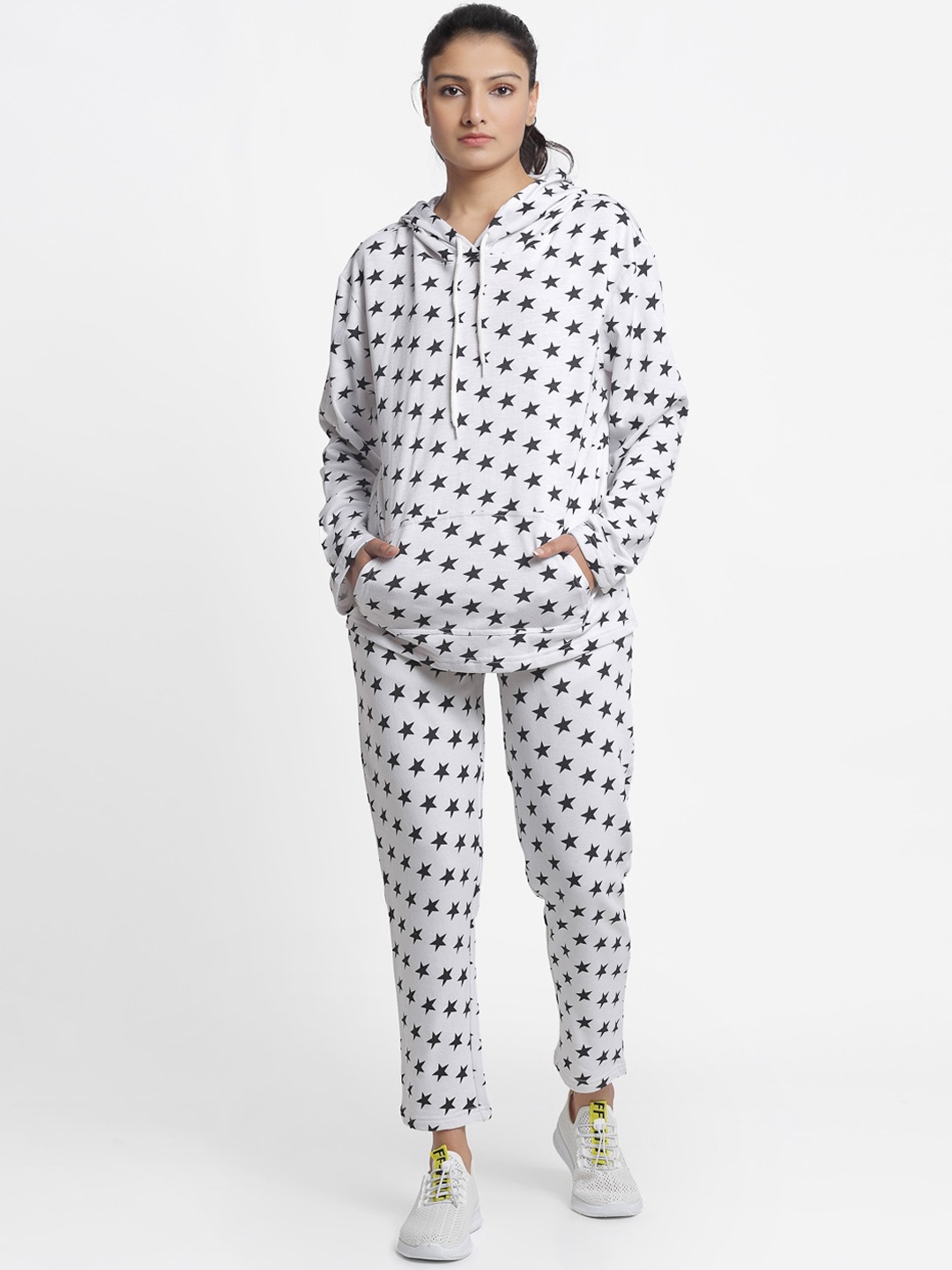 

DOOR74 Women White & Black Printed Tracksuit
