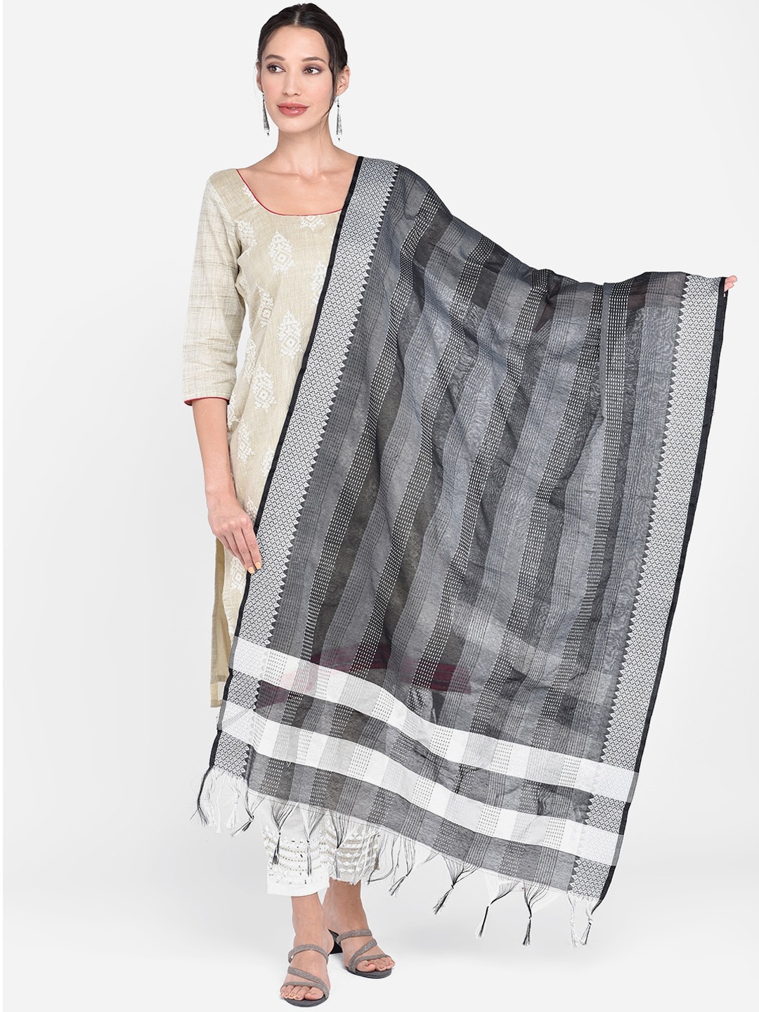 Dupatta Bazaar Black & White Woven Design Dupatta