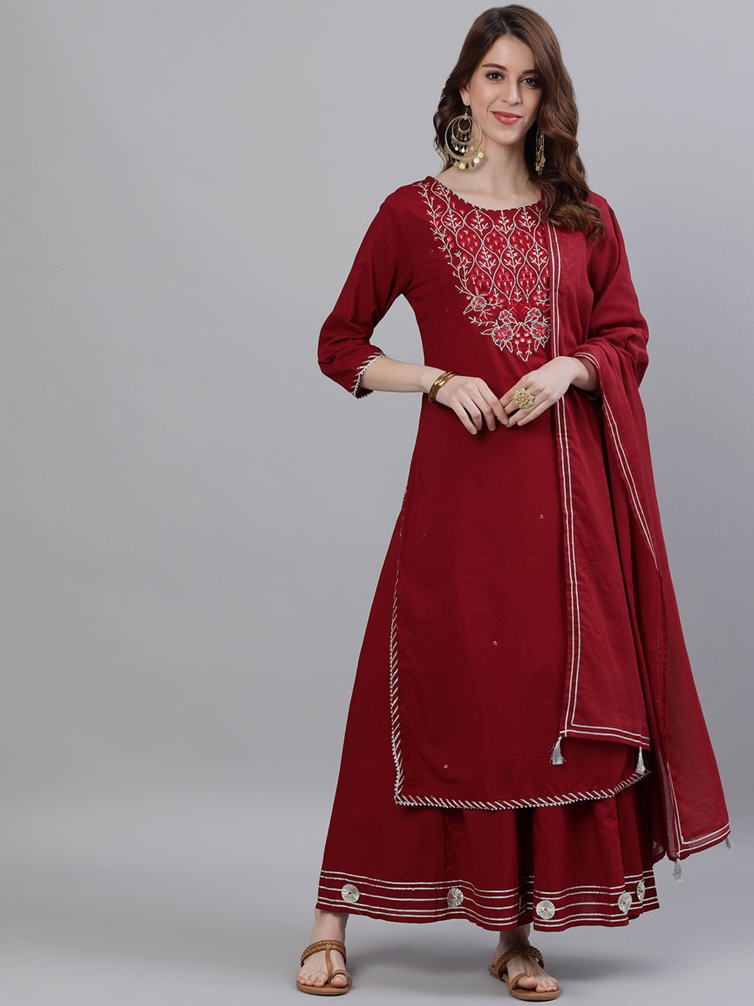 

Ishin Women Maroon Yoke Design Kurta with Palazzos & Dupatta
