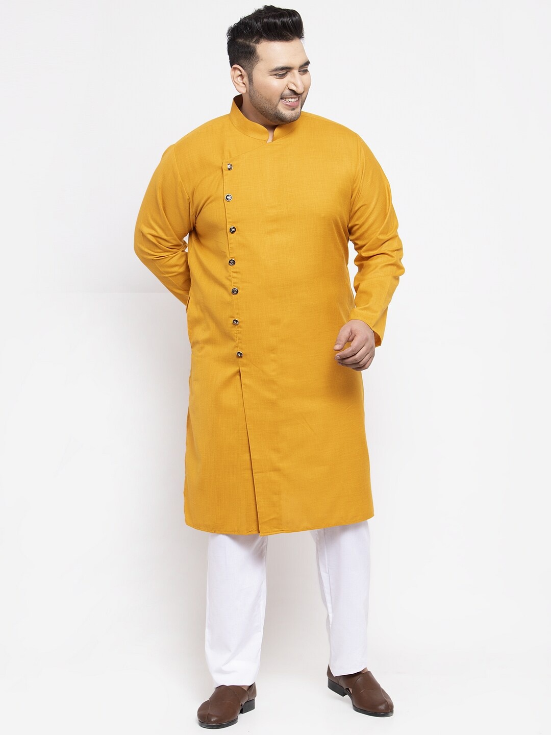 plusS Men Mustard Yellow & White Solid Kurta with Pyjamas