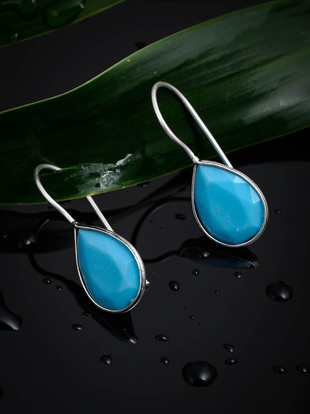 

Silvermerc Designs Silver-Toned Contemporary Drop Earrings