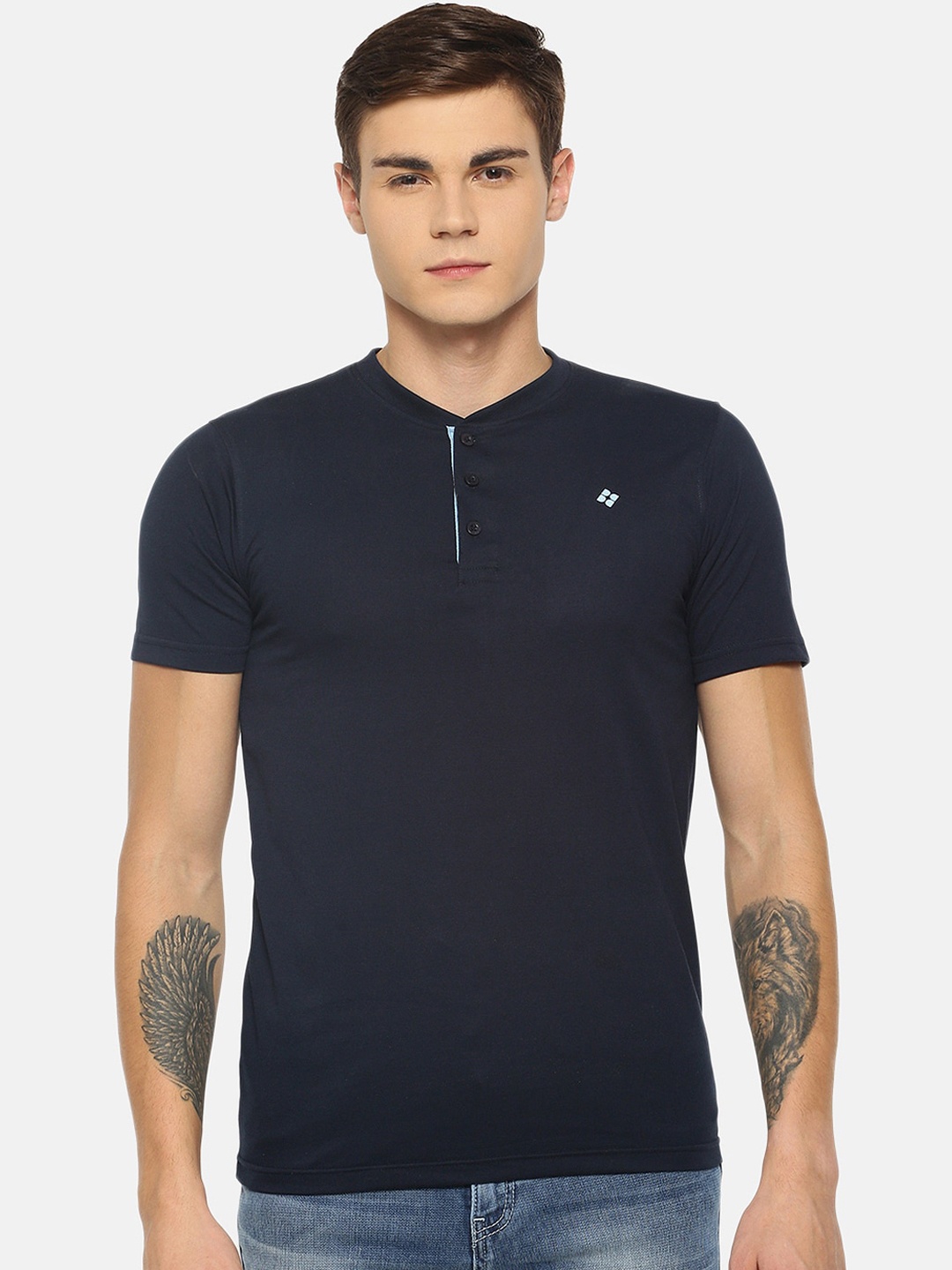 

Dollar Men Navy Blue Solid Henley Neck T-shirt