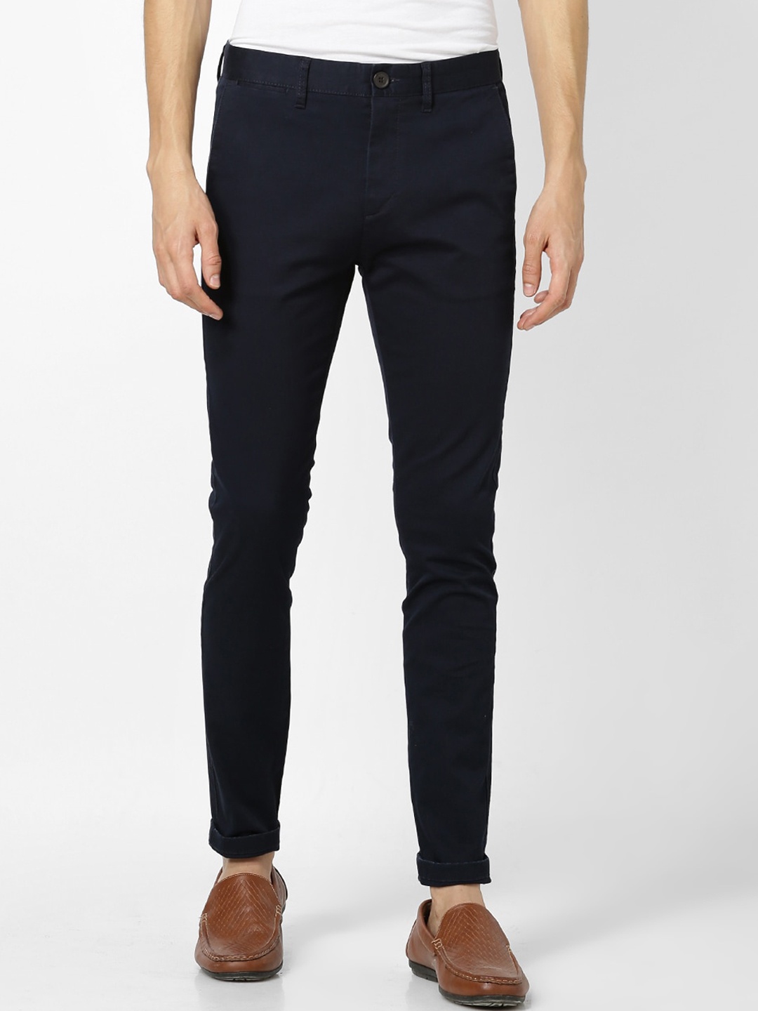 

Celio Men Navy Blue Skinny Fit Solid Chinos