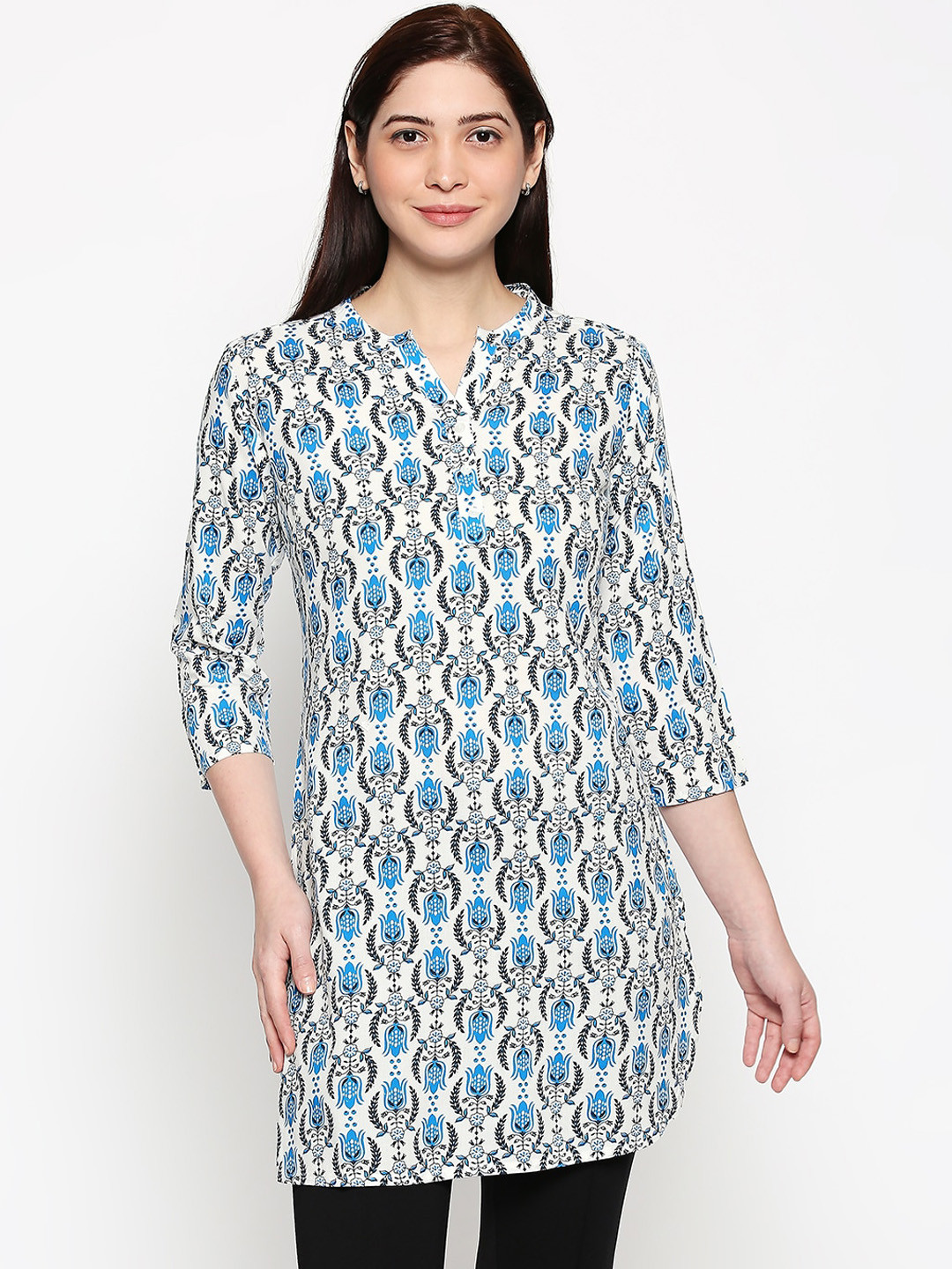 

People Women White & Blue Printed Tunic