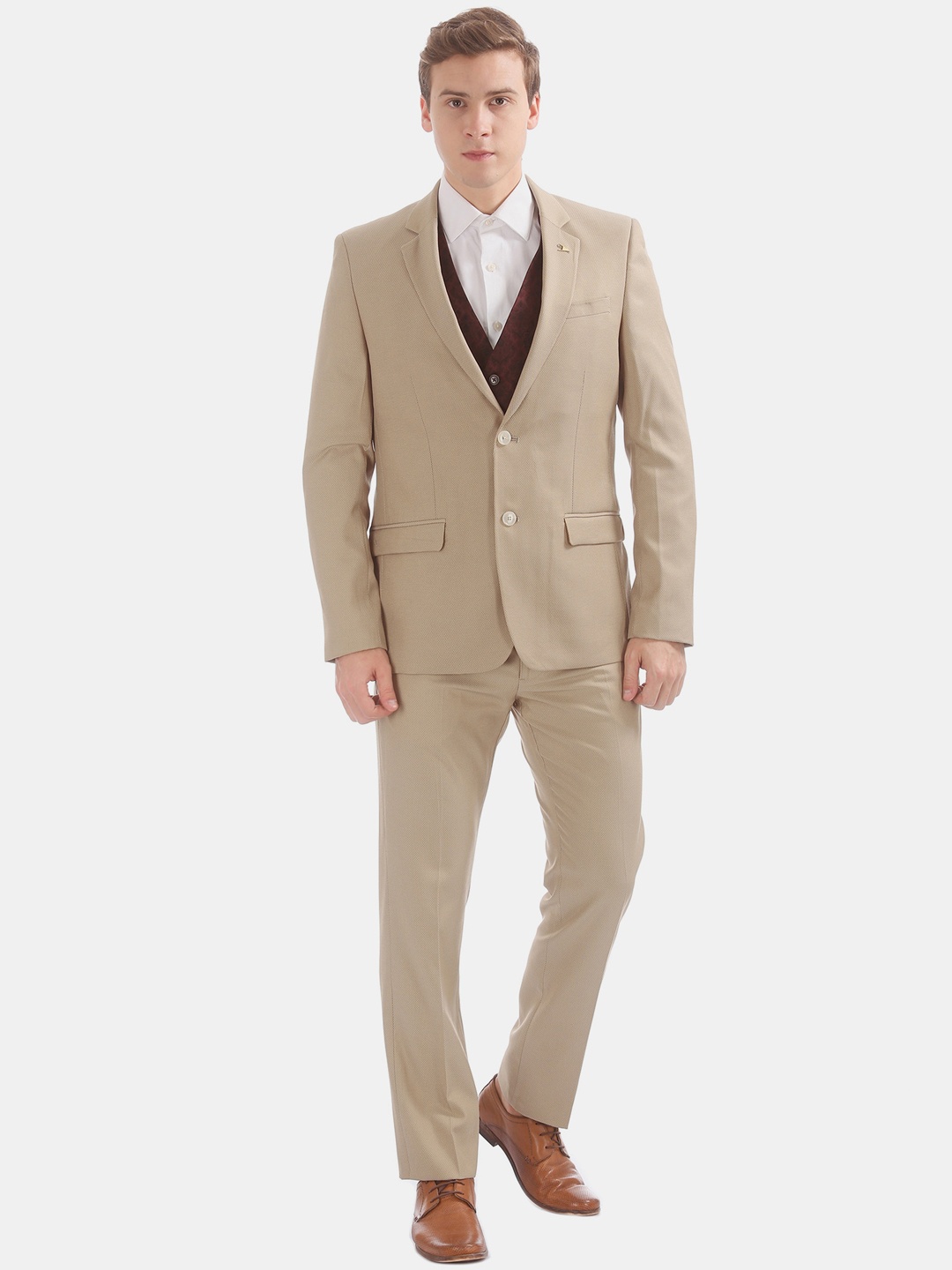 

Arrow Men Beige & Maroon Solid Single-Breasted Formal Suit
