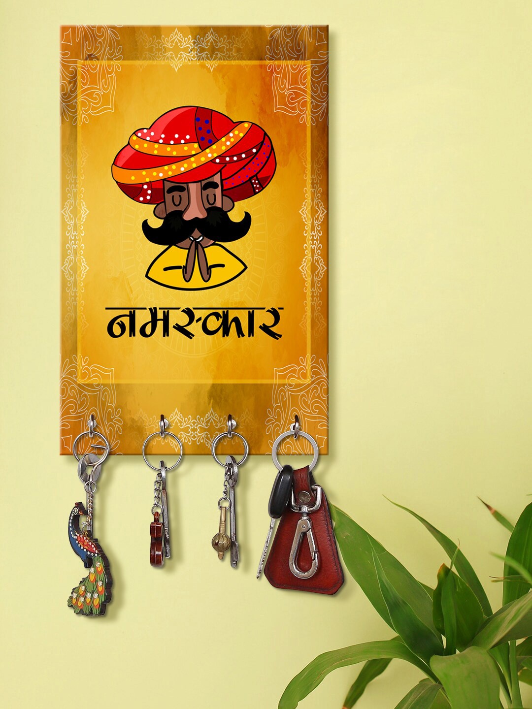 

999Store Unisex Yellow Printed Keyholder