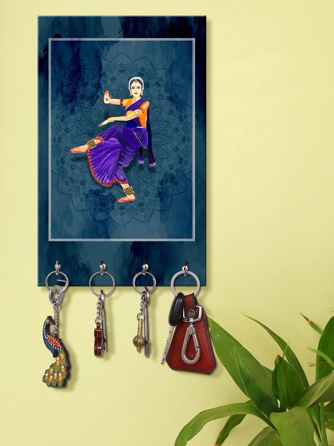 

999Store Navy Blue & Purple Bhart Natyam Indian Lady Wooden Keyholder