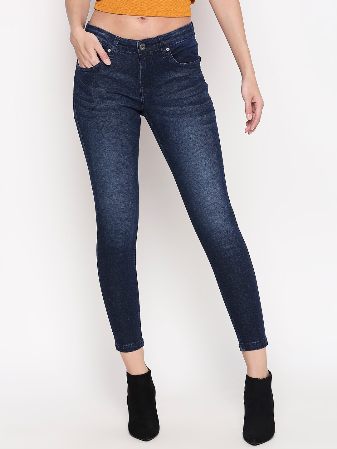 

People Women Navy Blue Skinny Fit Mid-Rise Clean Look Stretchable Crop Jeans