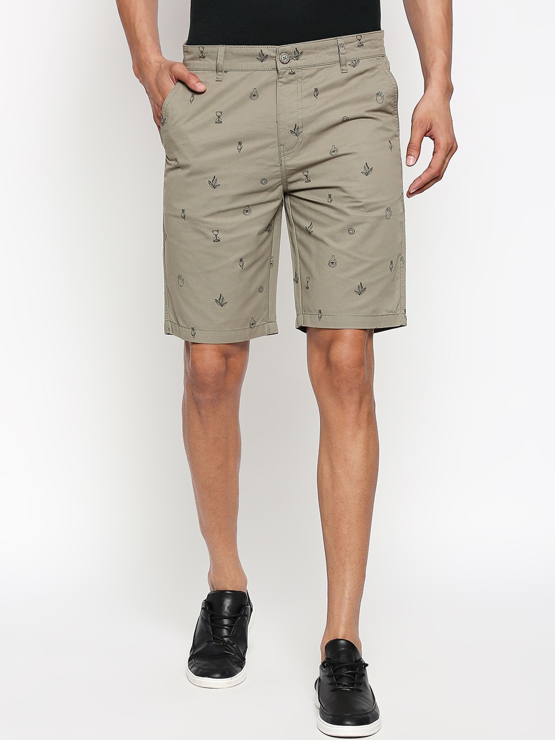 

People Men Olive Green Printed Regular Fit Pure Cotton Shorts