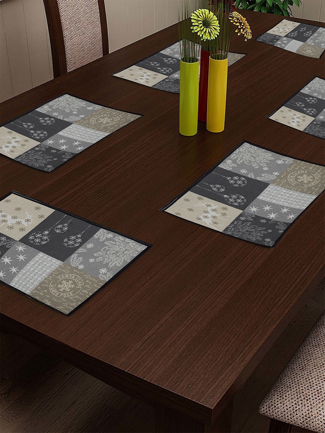 

KLOTTHE Set of 6 Maroon & Brown Woven Dining Table Mats
