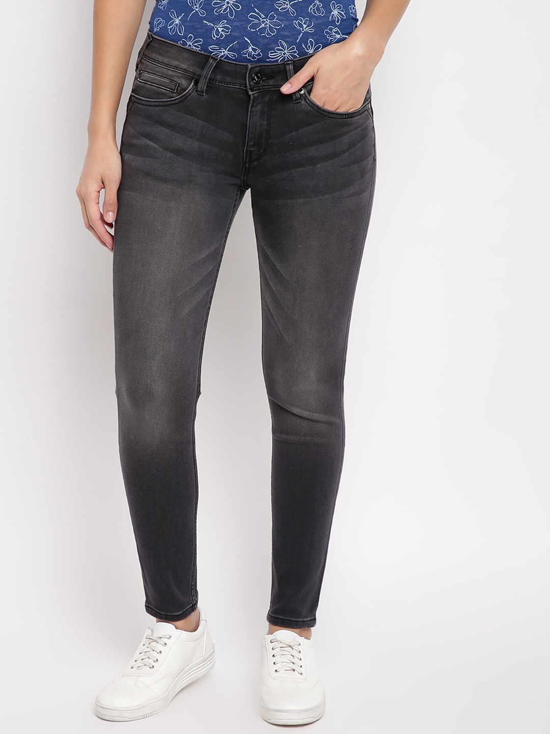 

Pepe Jeans Women Black Regular Fit Jeans