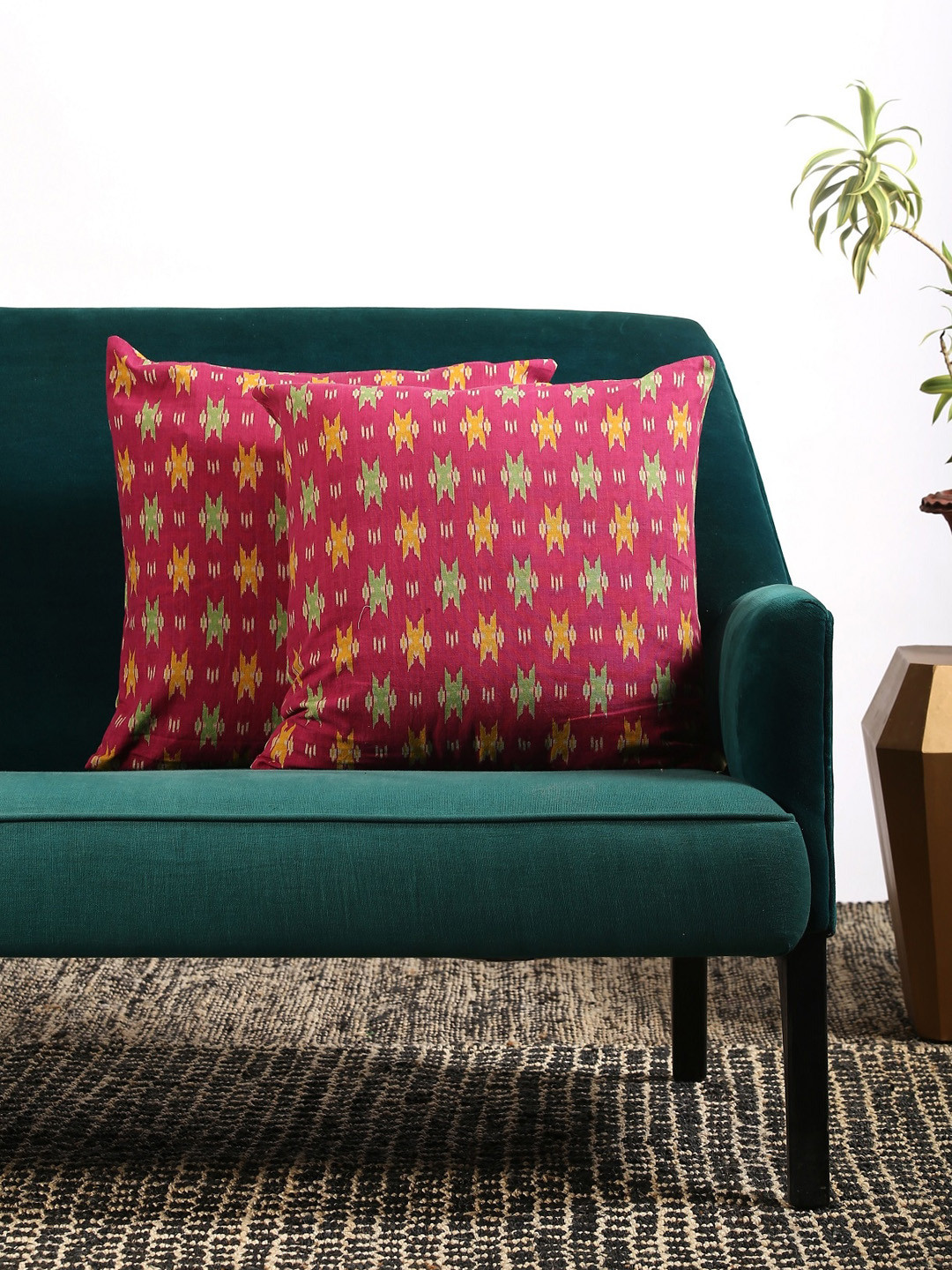 

Contrast Living Set of 2 Maroon & Yellow Printed Square Cushion Covers