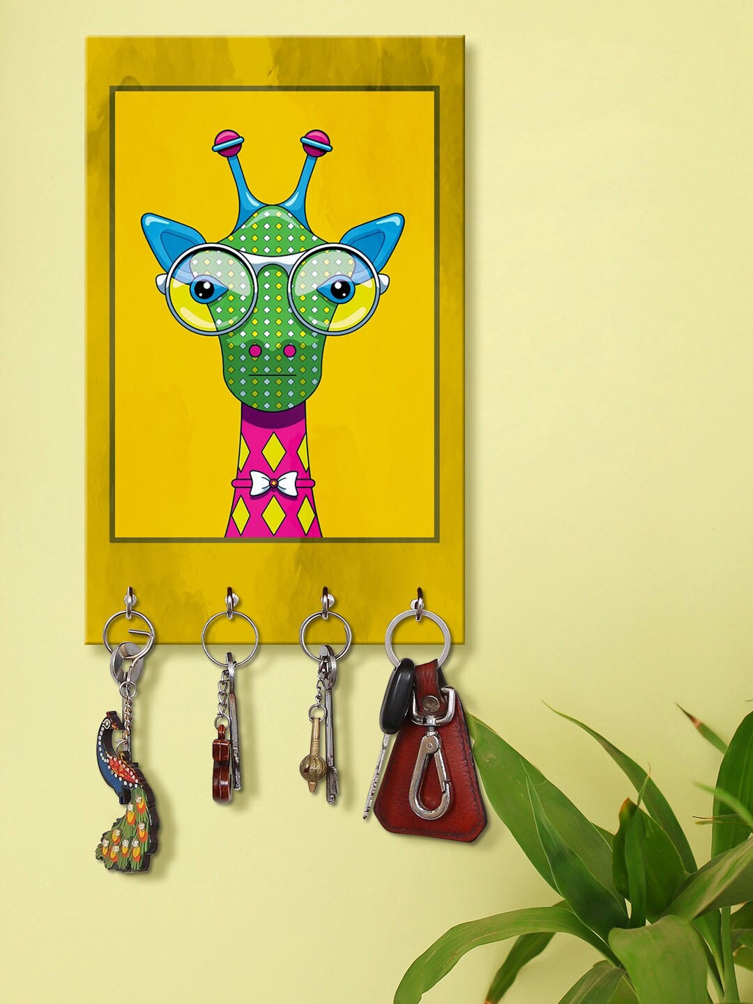 

999Store Yellow & Green Printed Wall Hanging Key Holder