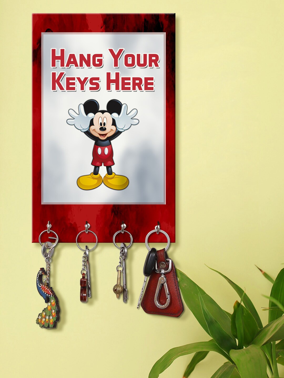 

999Store Red & White Hang Your Keys Here Printed Key Holder With 4 Hooks