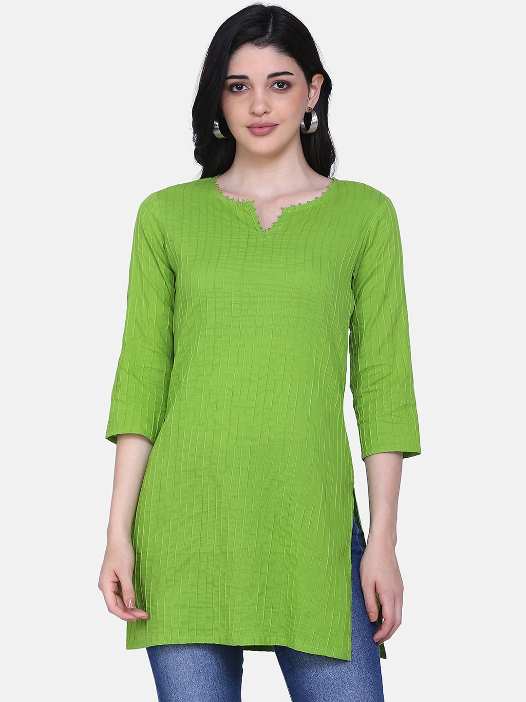 

Saanjh Women Green Solid Straight Pure Cotton Kurti