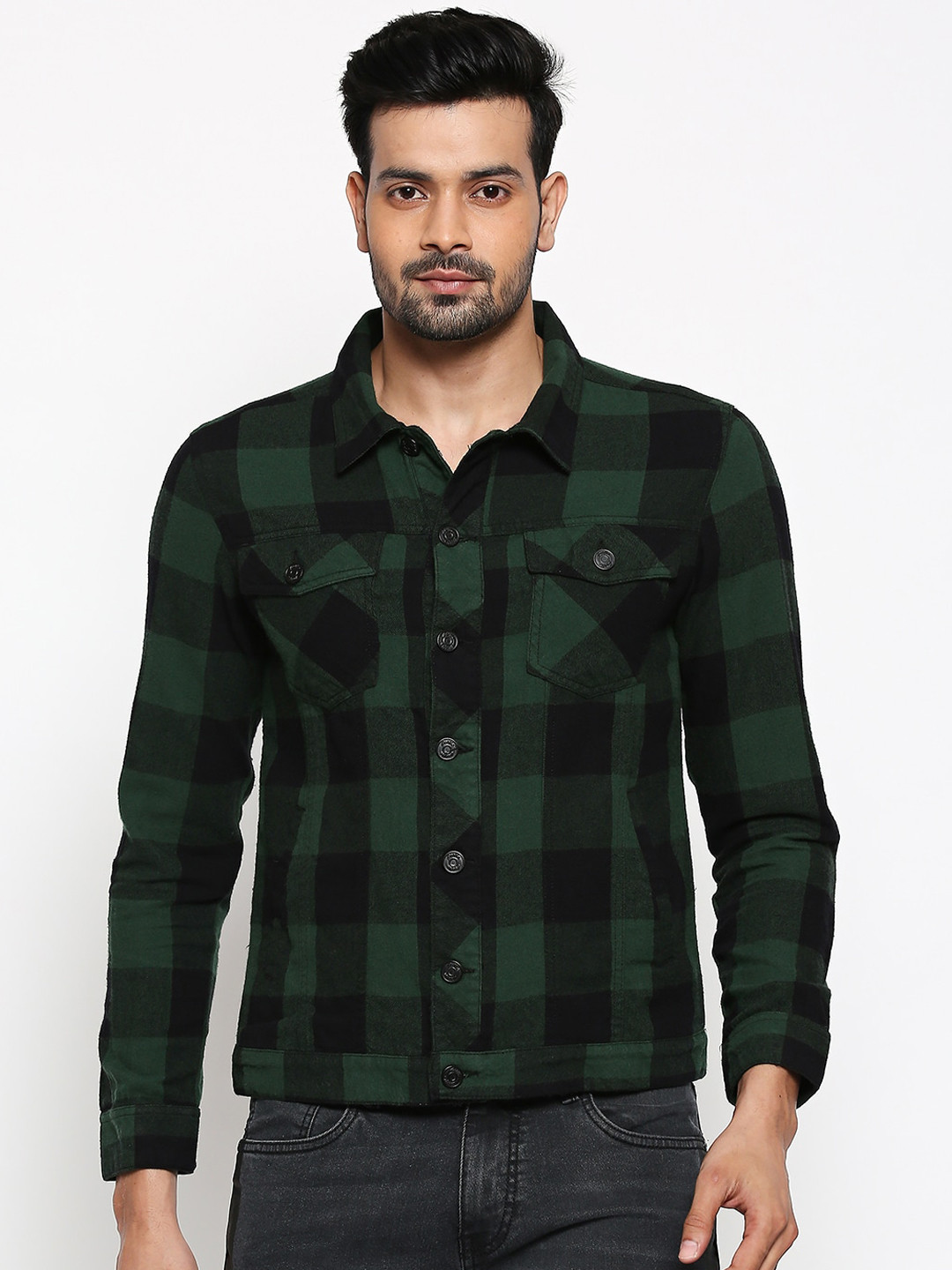 

People Men Green & Black Regular Fit Checked Cotton Casual Shirt