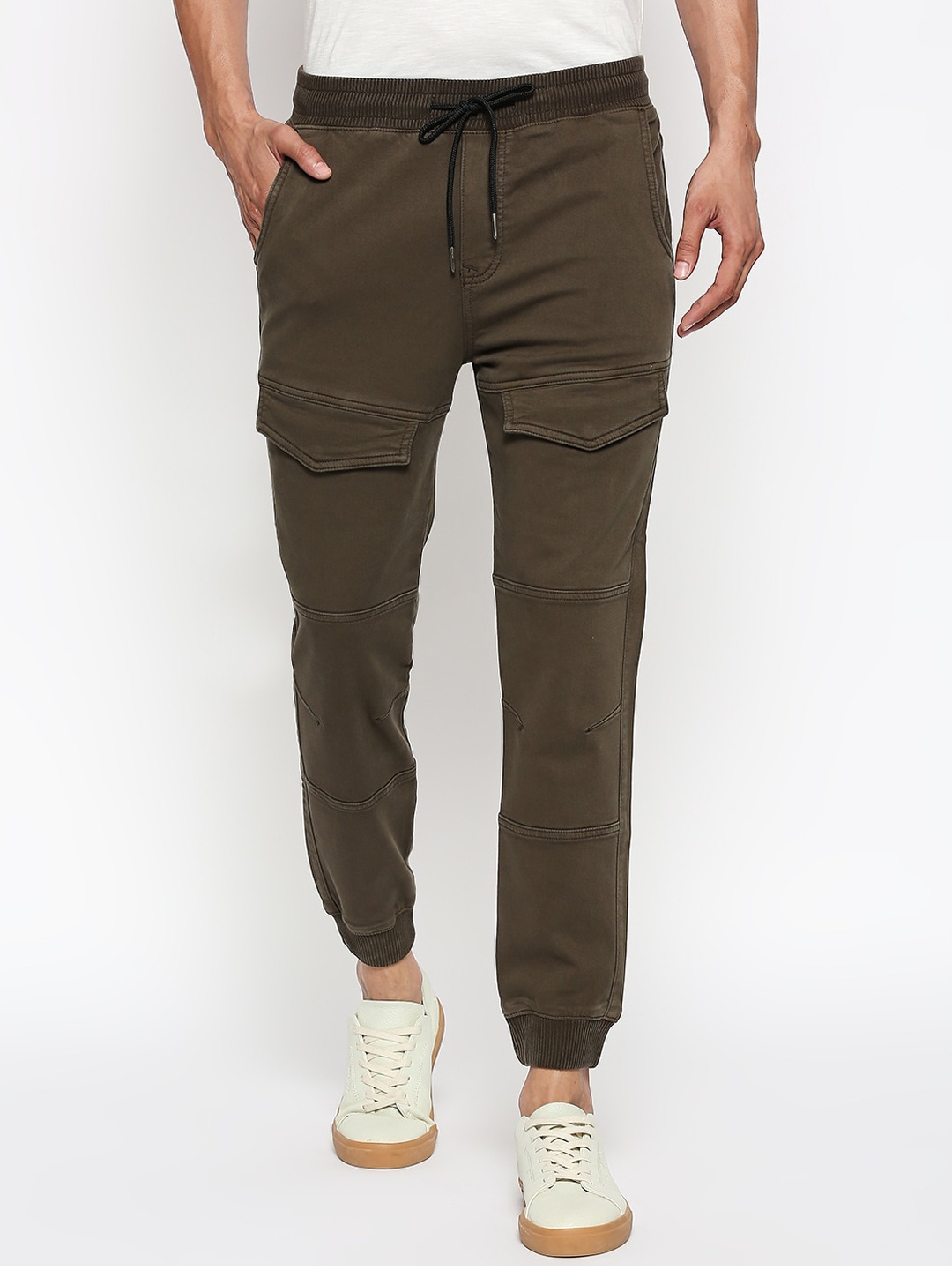 

People Men Olive Green Slim Fit Solid Joggers