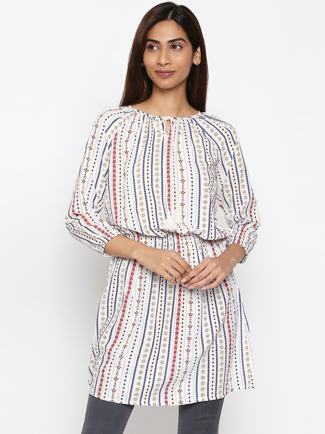 

People Women White & Red Printed Tunic