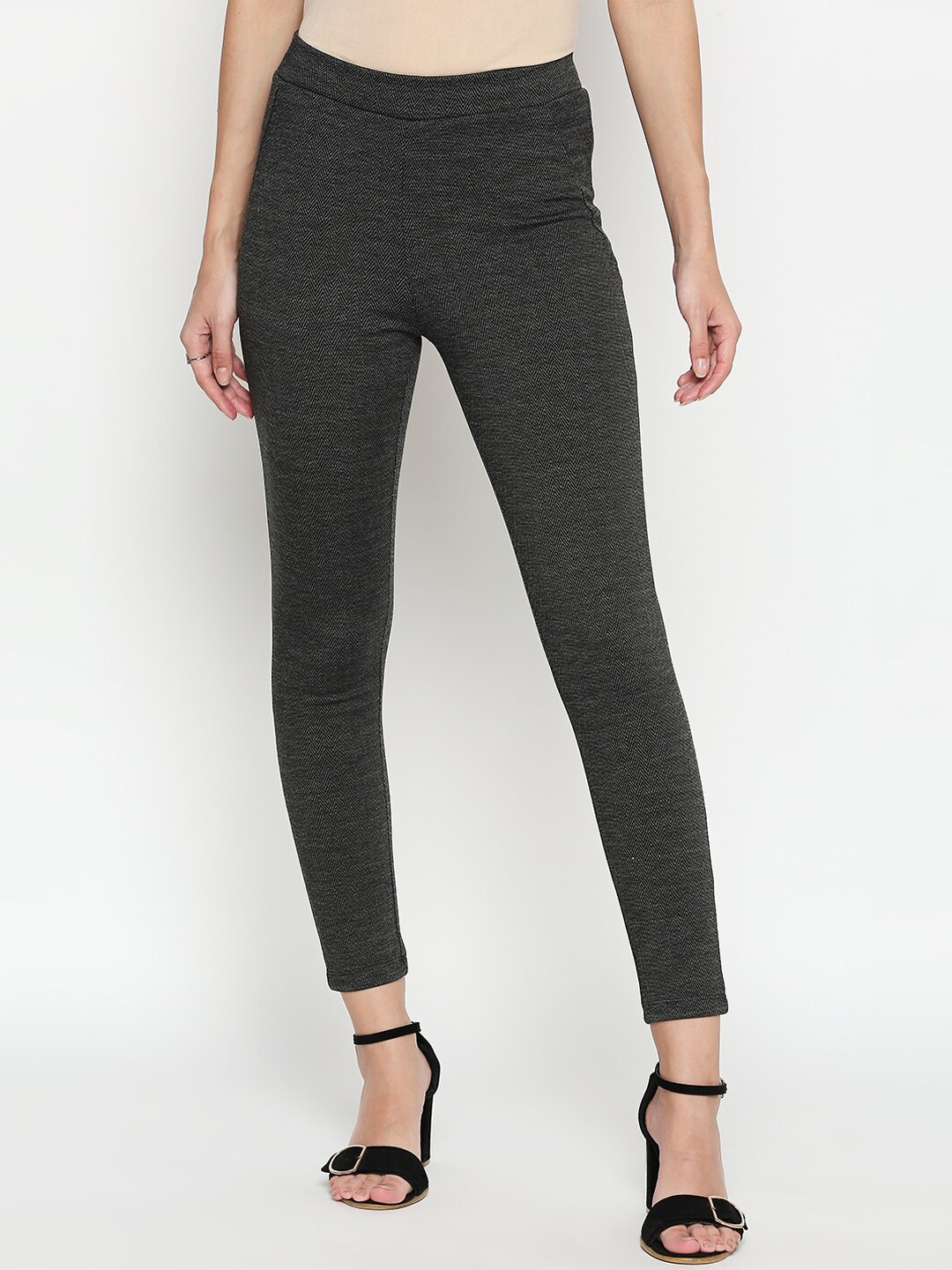 

Annabelle by Pantaloons Women Grey Self Design Skinny Fit Treggings