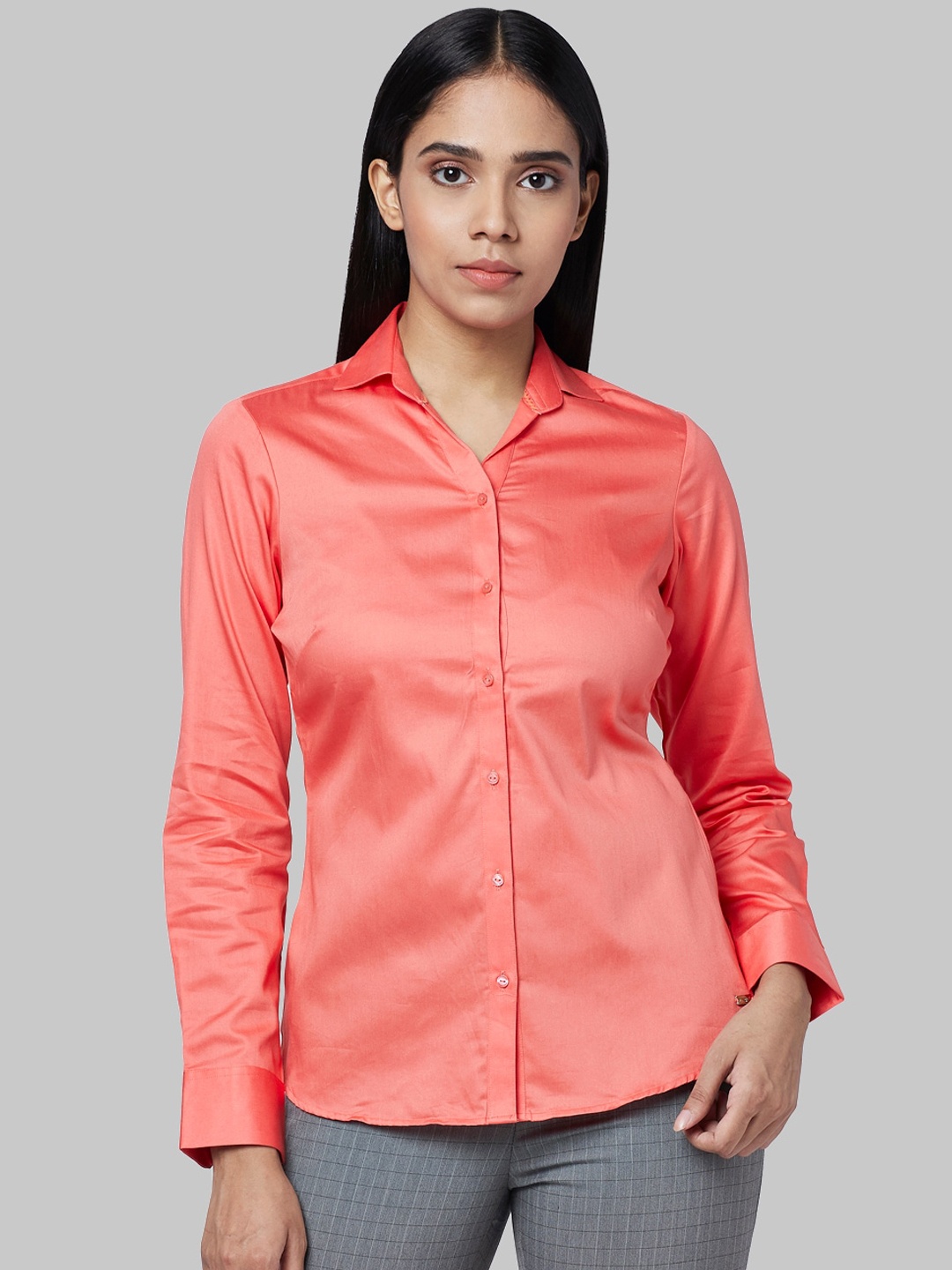 

Park Avenue Woman Peach-Coloured Regular Fit Solid Formal Shirt