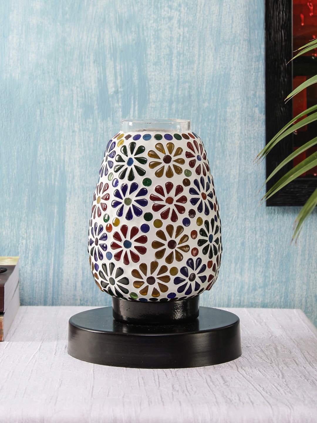 

Devansh White & Red Textured Traditional Mosaic Iron Novelty Lamp with Glass Shade
