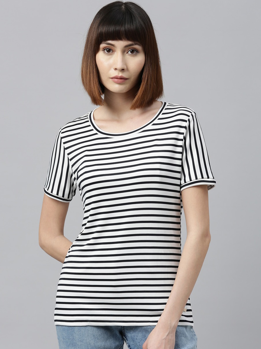 

Park Avenue Woman White Striped Top