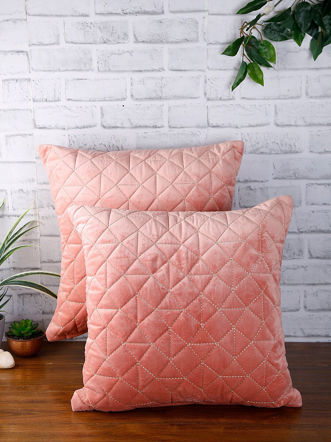 

eyda Set of 2 Peach-Coloured Textured Square Velvet Sustainable Cushion Covers