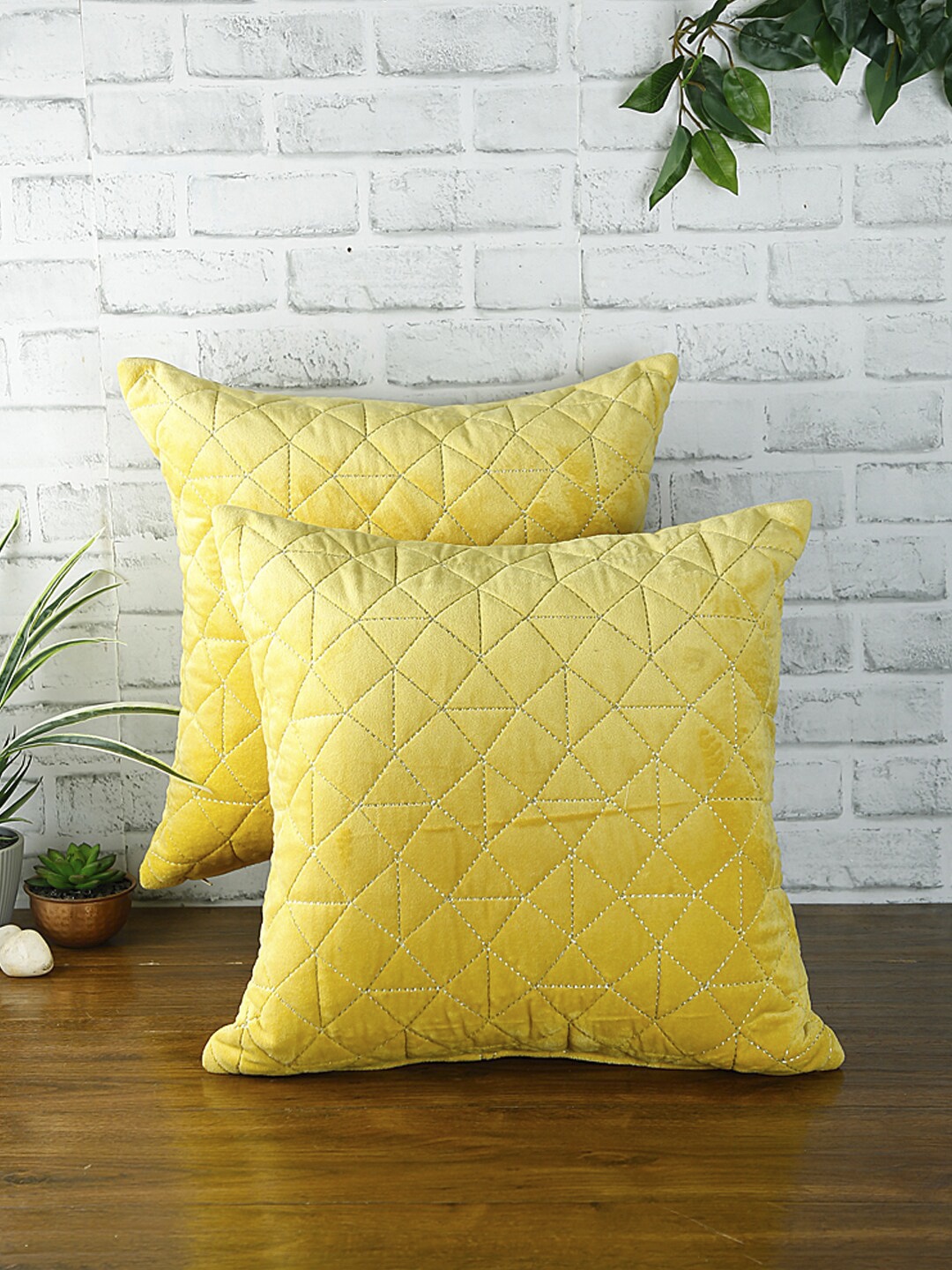 

eyda Set of 2 Yellow Textured Square Velvet Cushion Covers