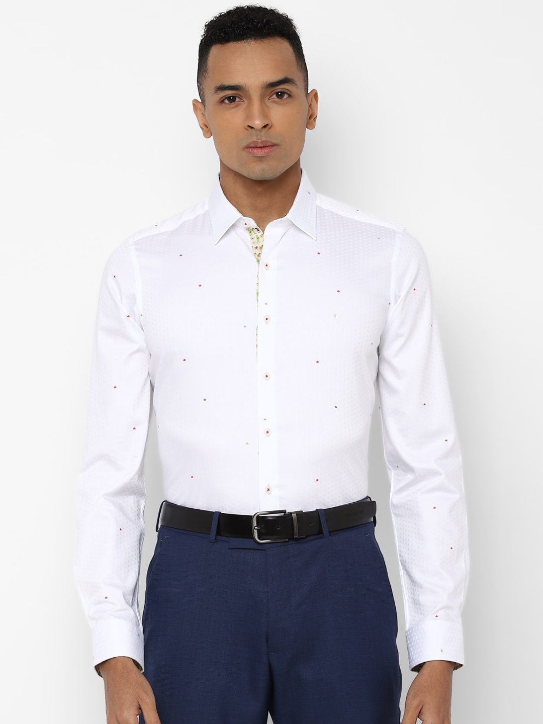 SIMON CARTER LONDON Men White Slim Fit Self Design Casual Shirt