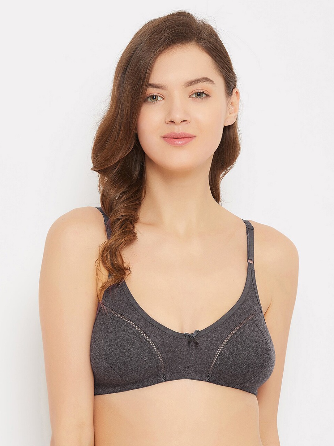 

Clovia Grey Solid Non-Padded Non-Wired Everyday Bra BR1131H05