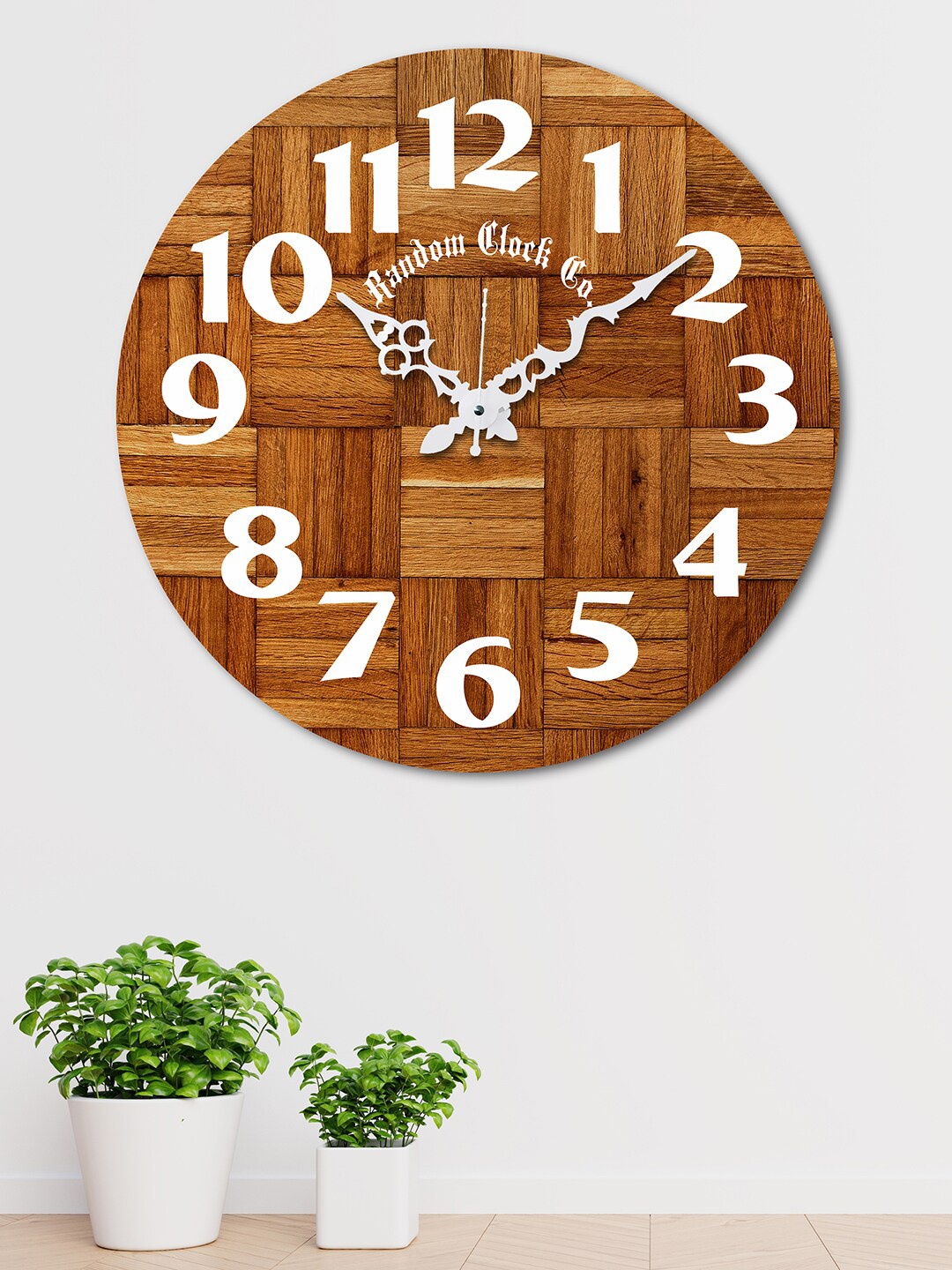 

RANDOM Brown & White Printed 38.1 cm New Modern Rustic Wooden Analogue Wall Clock
