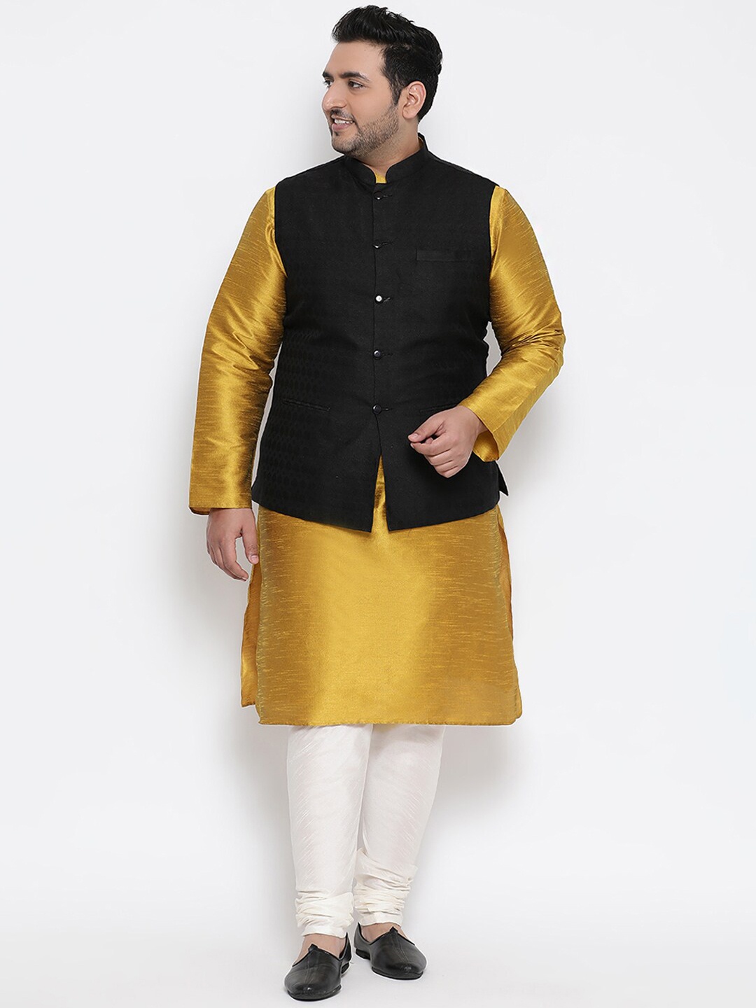 

KISAH PLUS Men Mustard Yellow & White Solid Kurta Set with Jacket