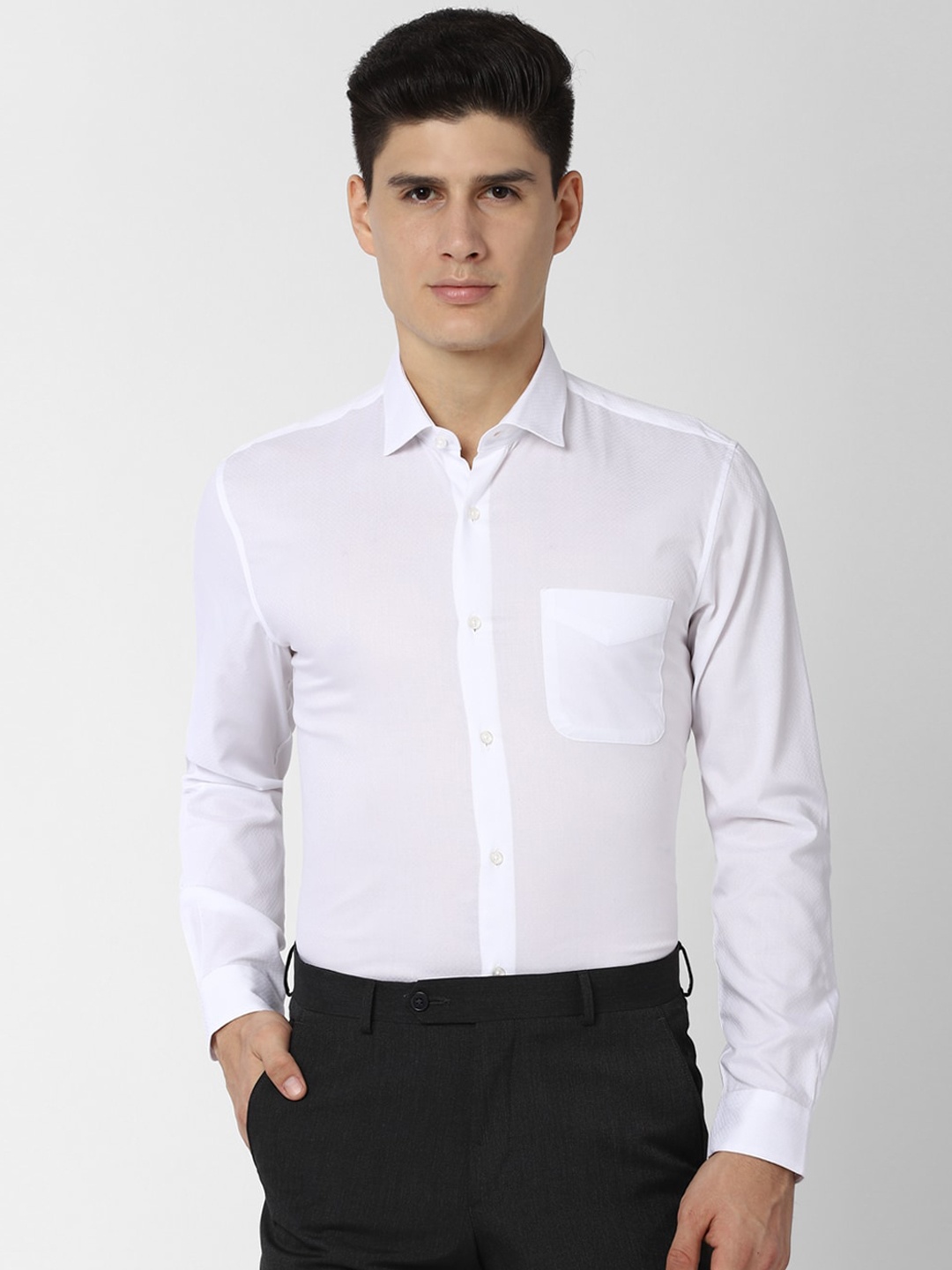 

Peter England Men White Regular Fit Solid Casual Shirt