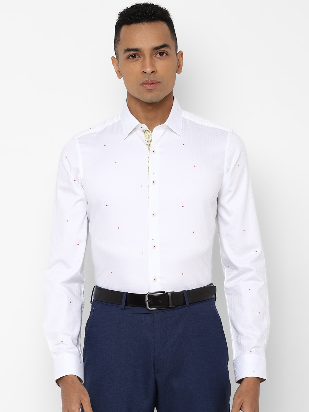 

SIMON CARTER LONDON Men White Slim Fit Printed Casual Shirt