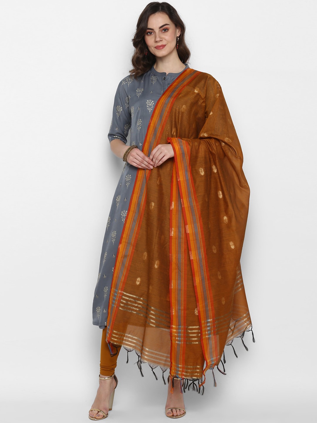 

Janasya Women Grey Printed Straight Kurta with Dupatta