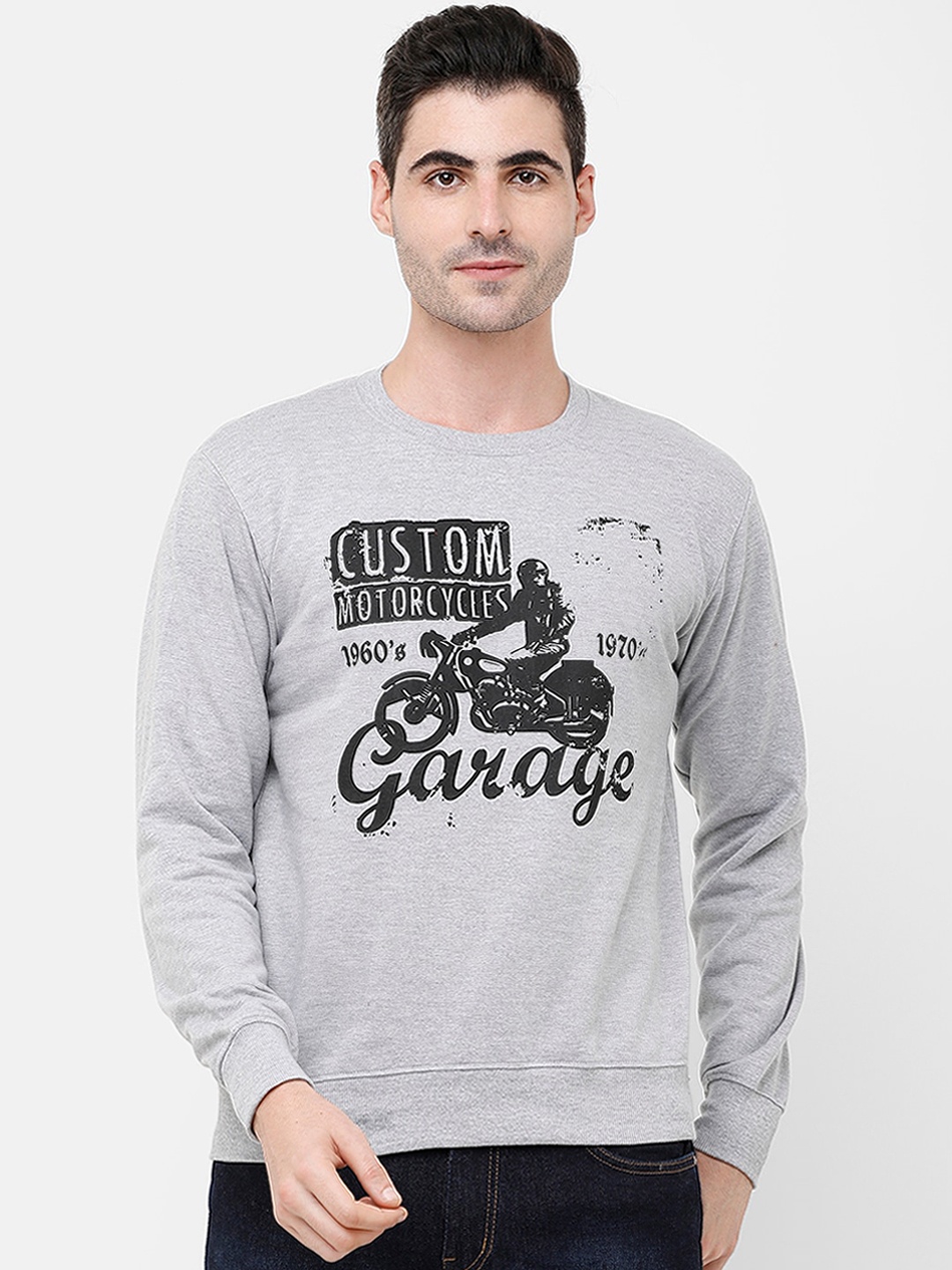 

MADSTO Men Grey Printed Sweatshirt