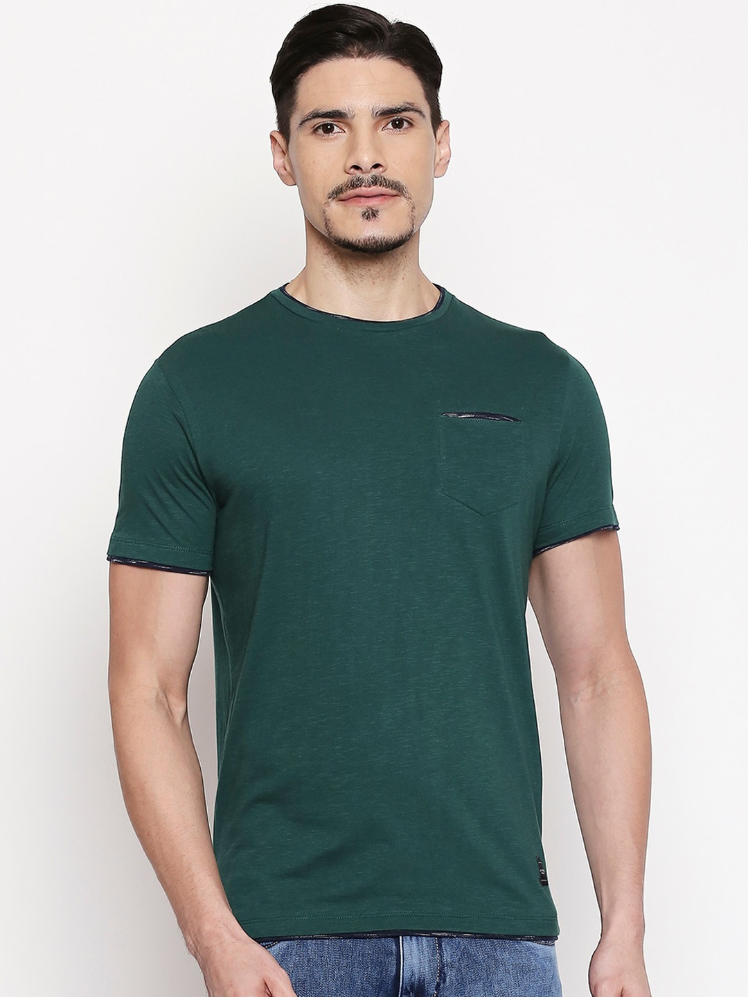 

People Men Green Solid Round Neck Cotton T-shirt