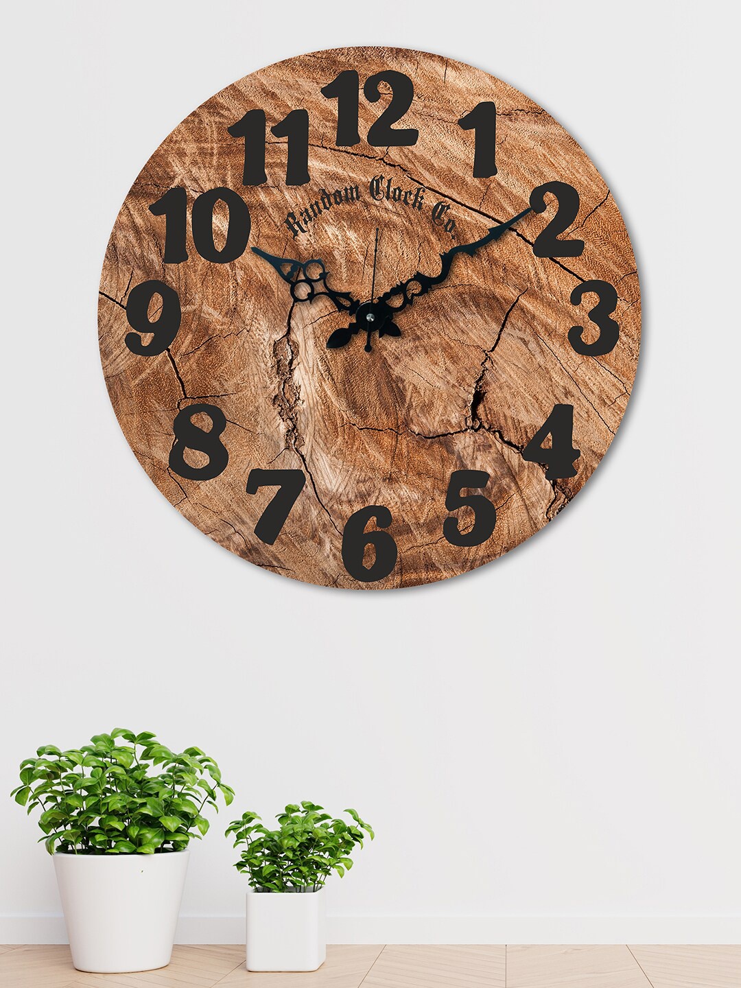 

RANDOM Brown & Black Printed 38.1 cm New Modern Rustic Wooden Analogue Wall Clock