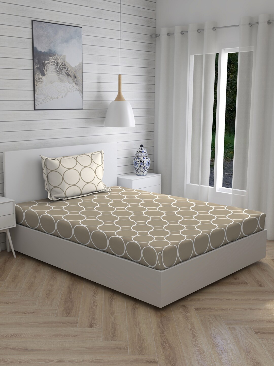 

Layers Beige & Brown Geometric 104 TC Cotton 1 Single Bedsheet With 1 Pillow Cover