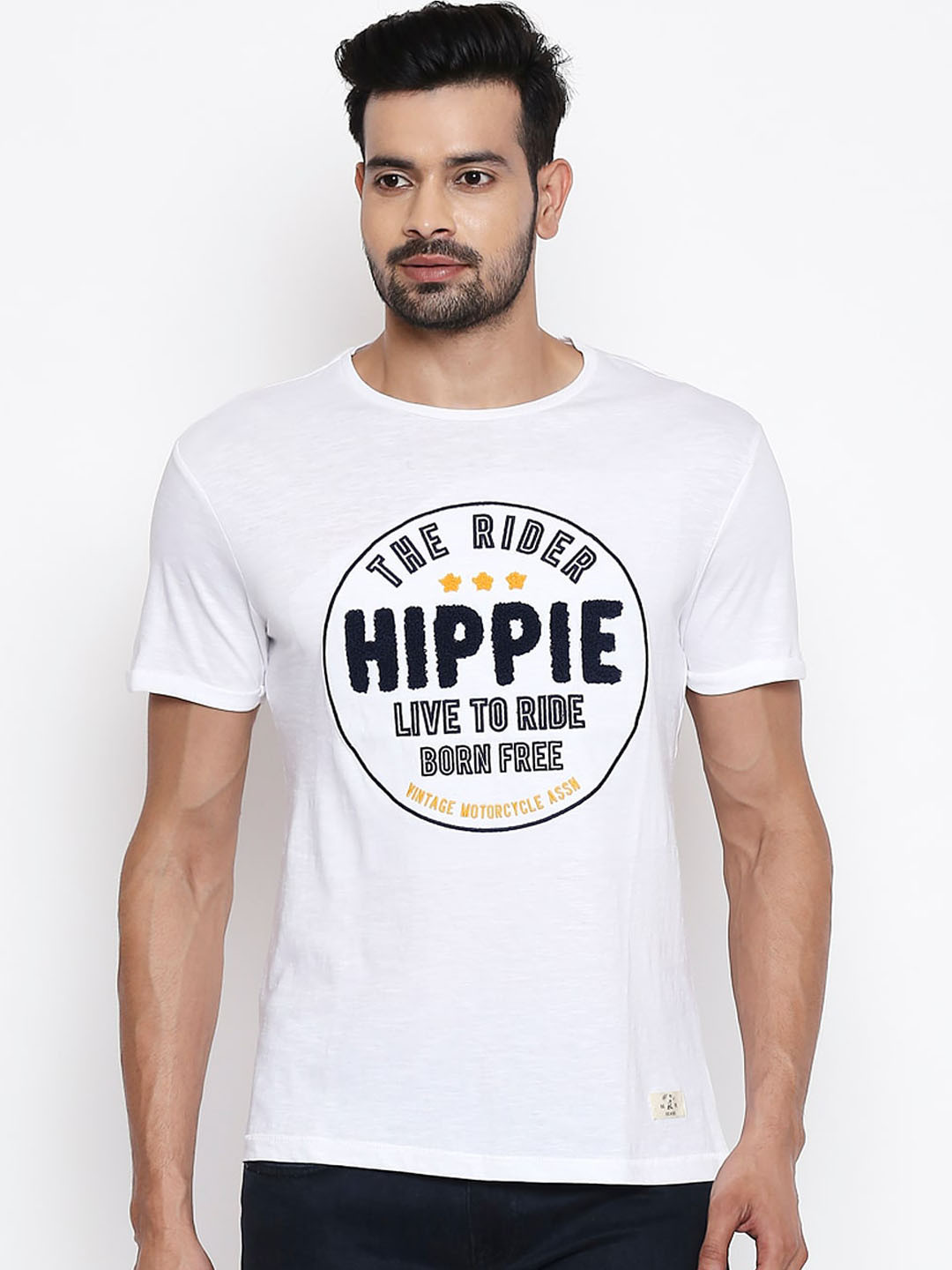 

People Men White Printed Round Neck Pure Cotton T-shirt