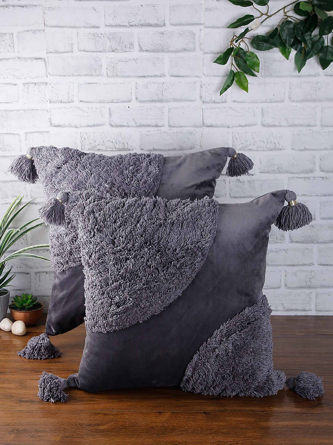 

eyda Set Of 2 Grey Self Design Super Soft Velvet Cushion Cover