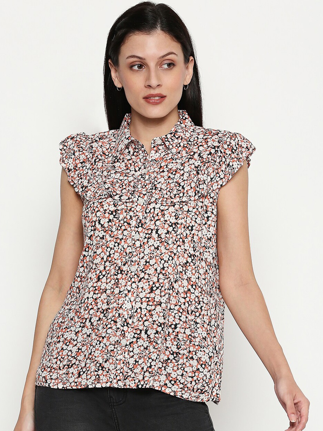 

People Women Off-White & Red Regular Fit Printed Casual Shirt