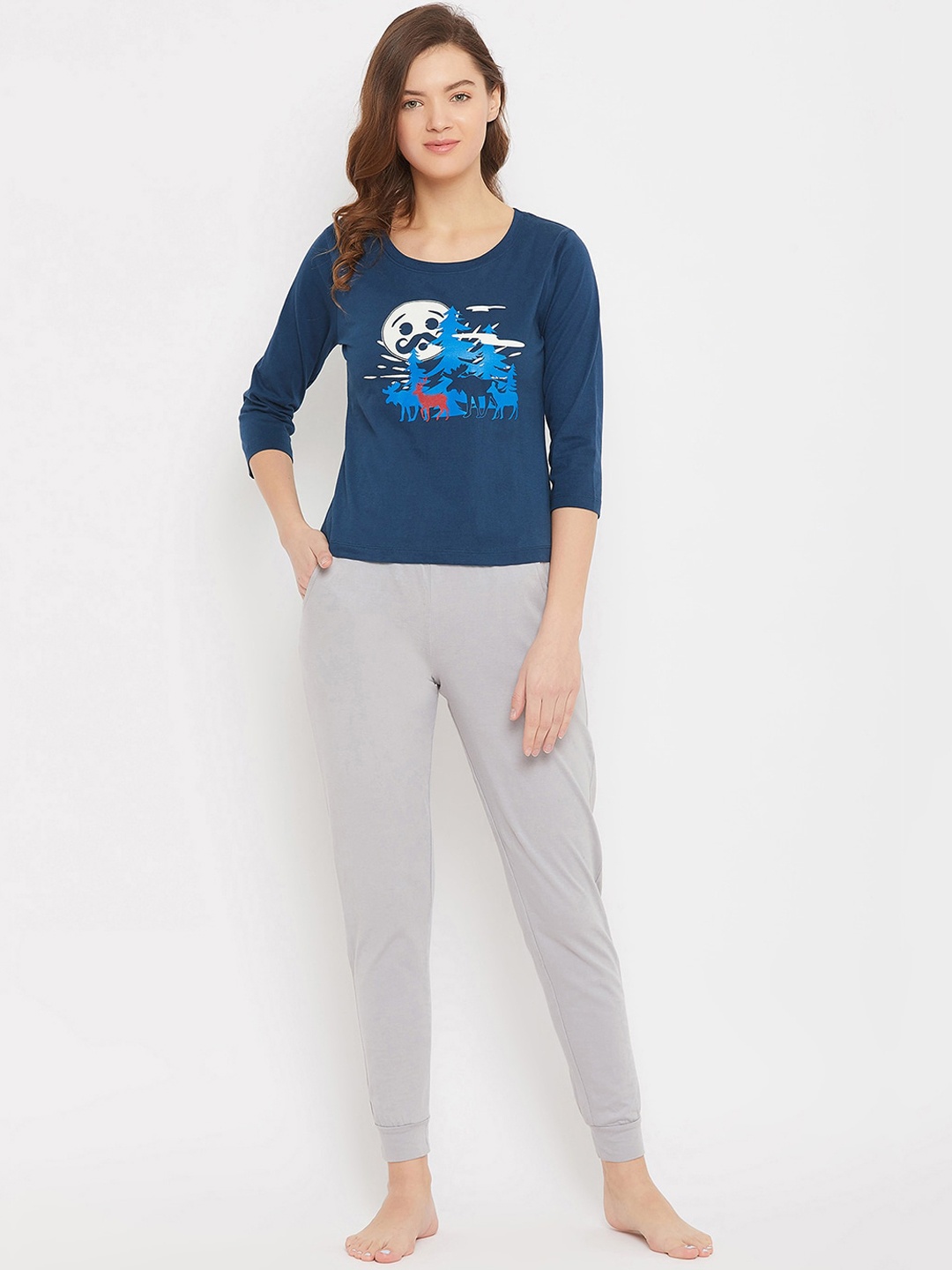 

Clovia Women Blue & Grey Graphic Printed Night Suit