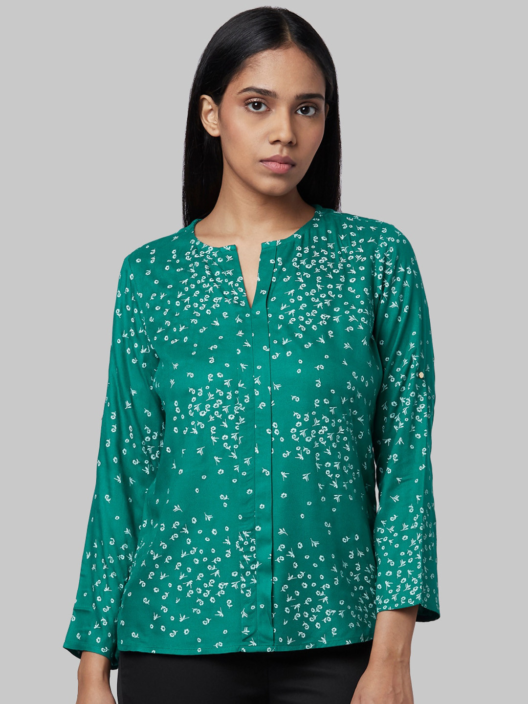 

Park Avenue Woman Women Green Printed Shirt Style Top
