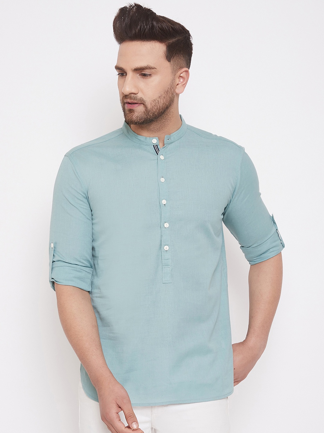 

even Men Green Solid Straight Kurta