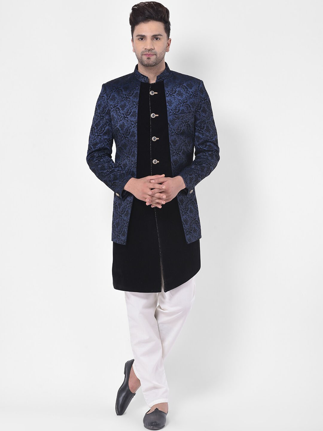 

LUXURAZI Men Blue & Black Printed Sherwani
