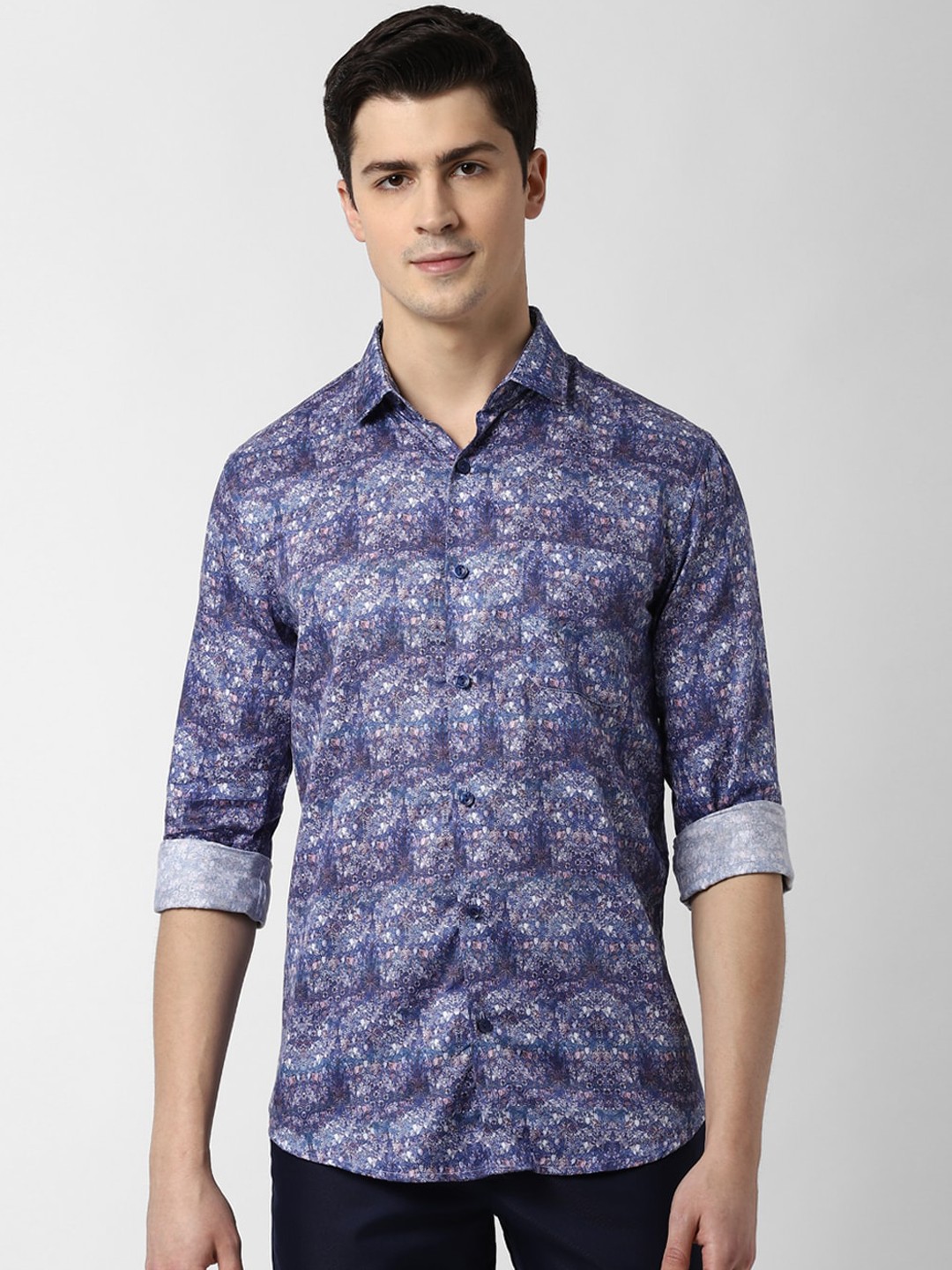 

Peter England Elite Men Blue Slim Fit Printed Cotton Casual Shirt