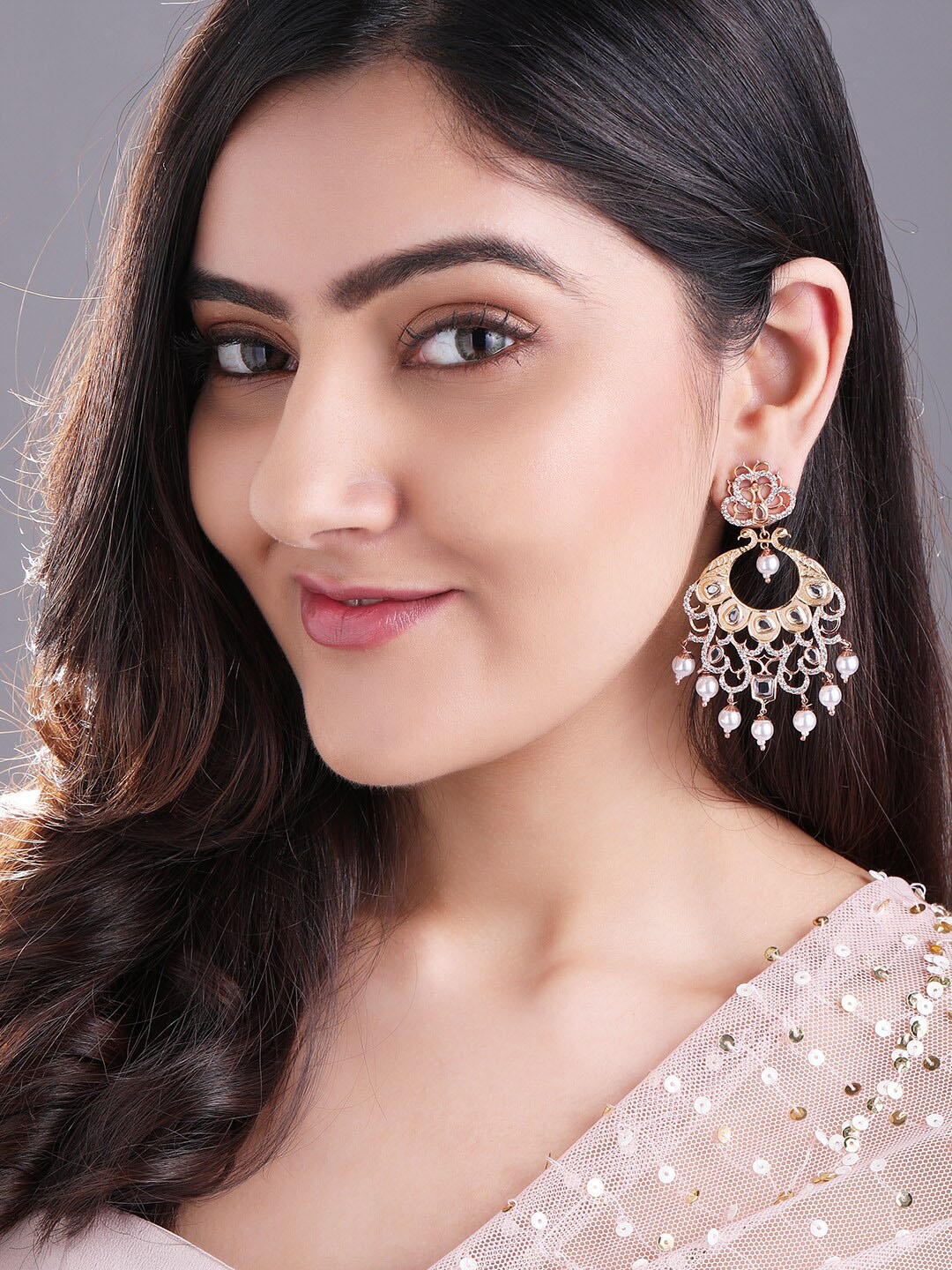 

Rubans Rose Gold Contemporary Chandbalis